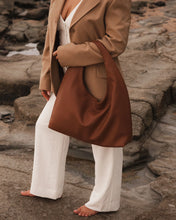 Load image into Gallery viewer, Monaco Shoulder Bag - Tan