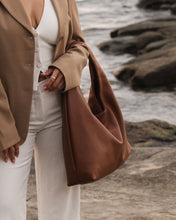Load image into Gallery viewer, Monaco Shoulder Bag - Tan