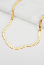 Load image into Gallery viewer, Snake Chain Necklace