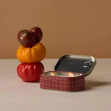 Load image into Gallery viewer, Heirloom Tomato - Bistro Candle Tin