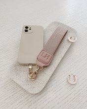 Load image into Gallery viewer, Iris Keyring with Phone Attachment - Pink
