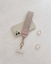 Load image into Gallery viewer, Iris Keyring with Phone Attachment - Pink

