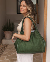 Load image into Gallery viewer, Sutton Shoulder Bag
