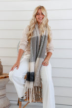 Load image into Gallery viewer, Chunky Winter Scarf
