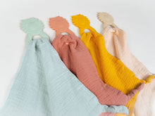 Load image into Gallery viewer, Ari Lion Comforter - Muslin Comforter with Silicone Teether
