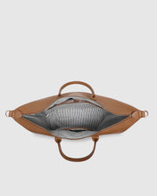 Load image into Gallery viewer, Ohio Overnight Bag - Nutmeg
