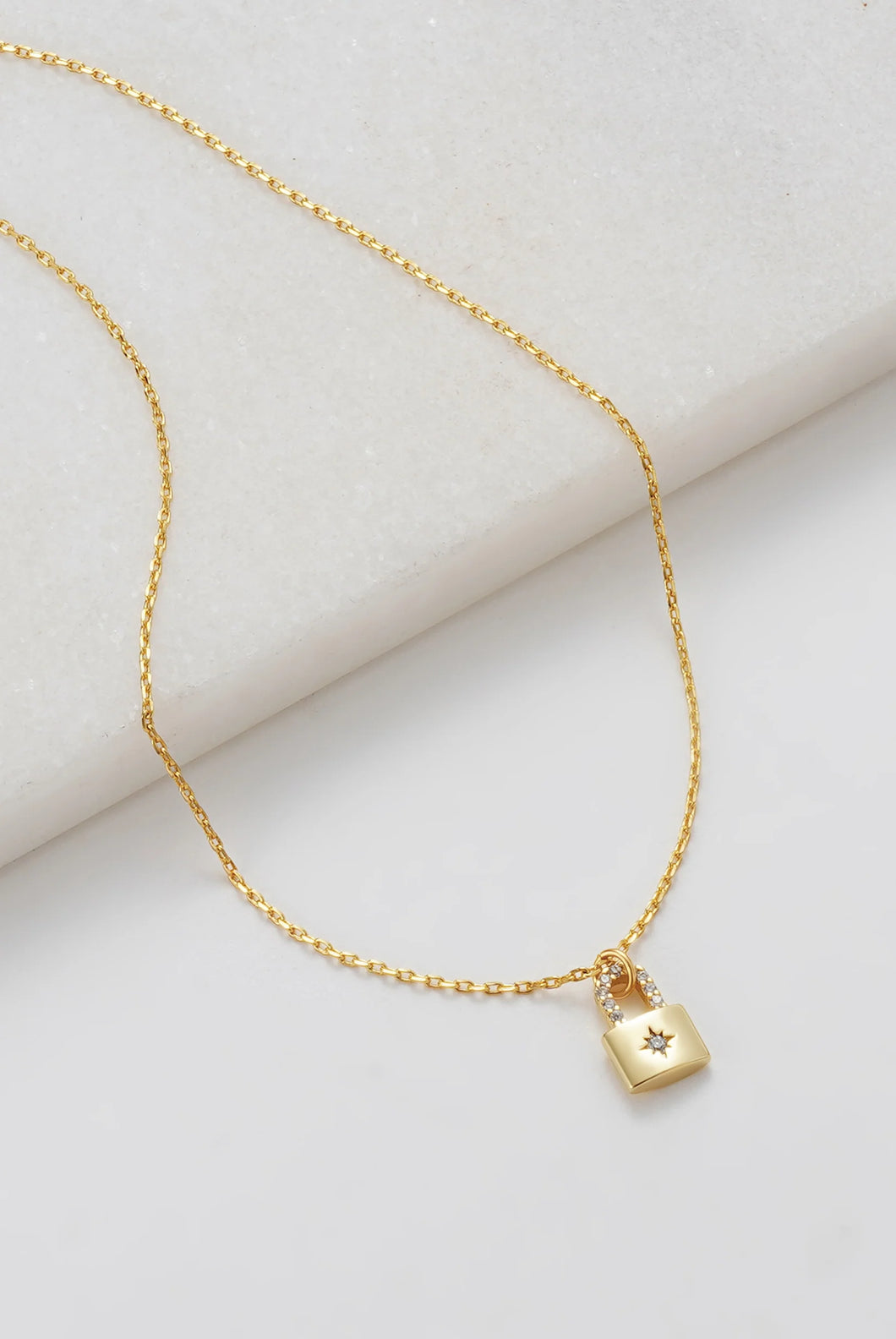 Locket Mini Necklace - Gold