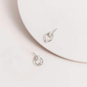 Mini Silver Star Circle Earrings
