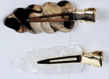 Load image into Gallery viewer, Hair Clips 2 piece - Small
