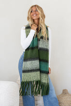 Load image into Gallery viewer, Chunky Winter Scarf
