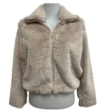 Load image into Gallery viewer, Faux- Fur Jacket
