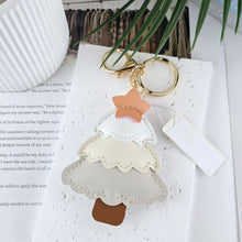 Load image into Gallery viewer, Christmas Keyring - Christmas Tree
