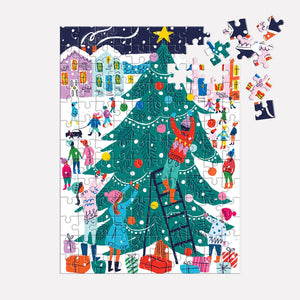 Tree Decorating 130pc Puzzle Ornament